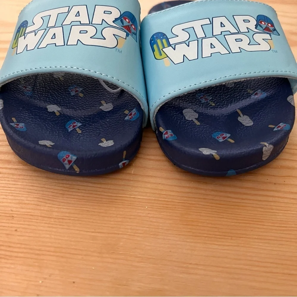 NWT Disneys Star Wars boys slides Sz 9/10 & 11/12 slip on blue darth vader
